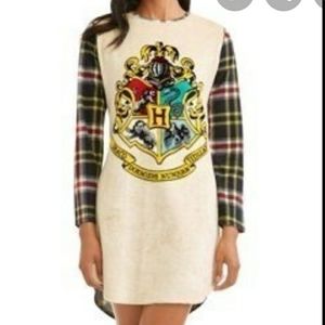 Harry Potter Hogwarts soft XL night gown pajamas